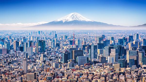 Whether you’re longing for Golden Week festivities or timing the cherry blossoms just right, here’s our rundown to help plan your trip