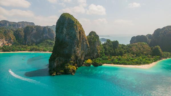 While every destination in the country is magical, Thailand’s islands capture travellers’ hearts with local charm and untouched beauty