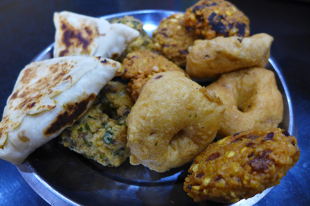Sri Lankan short eats